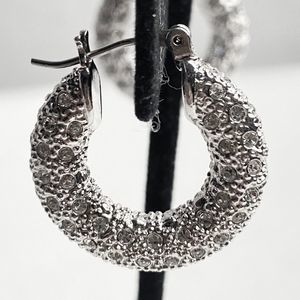 💎Huggie Hoop Earrings Iced Silver Tone Sequin Pave Latch Back